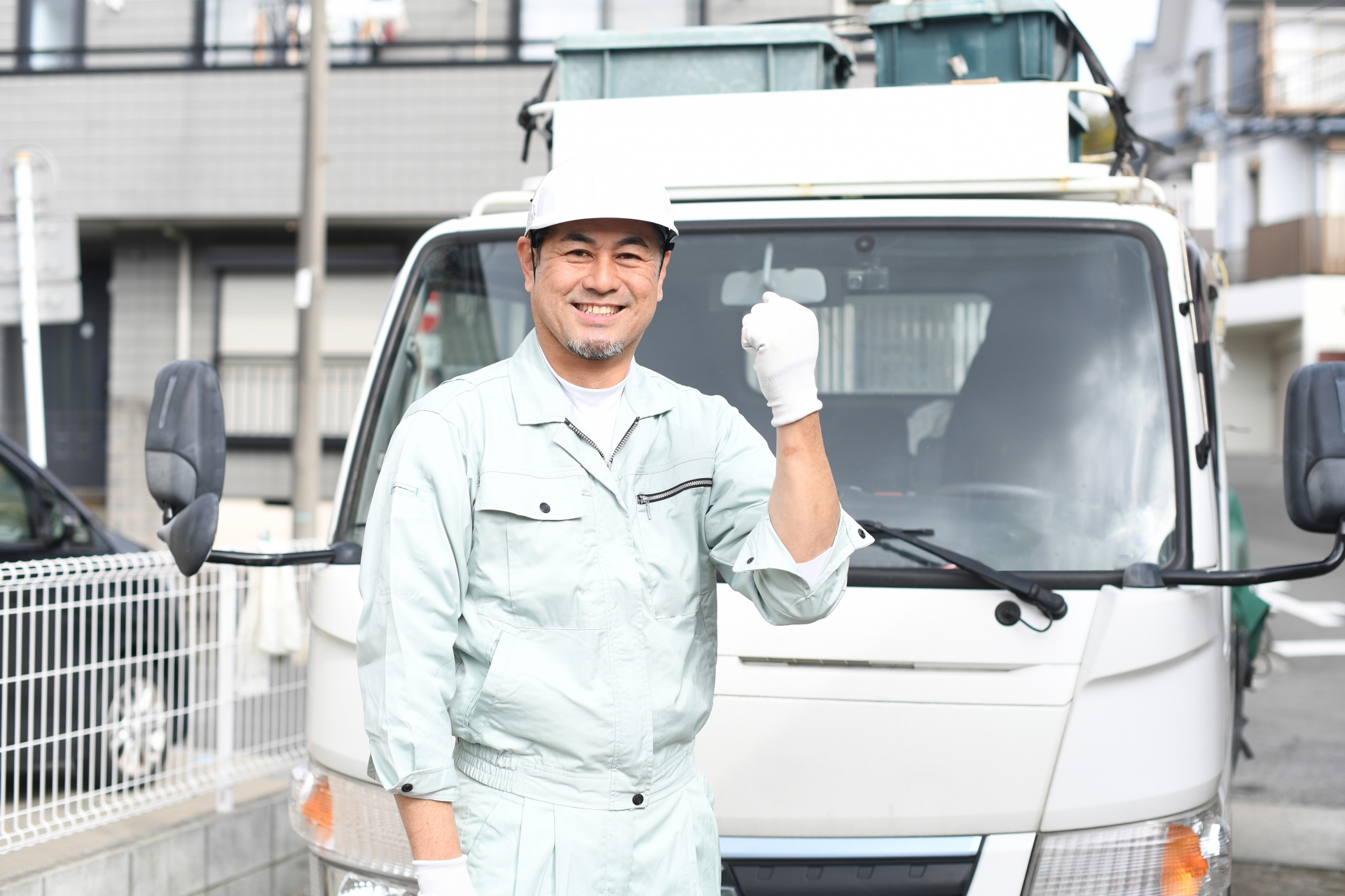 【2t・4tドライバー】ルート回収で覚えやすい！スーパーや薬局での古紙・段ボール回収＆軽作業　（徳島市）　ID:4257